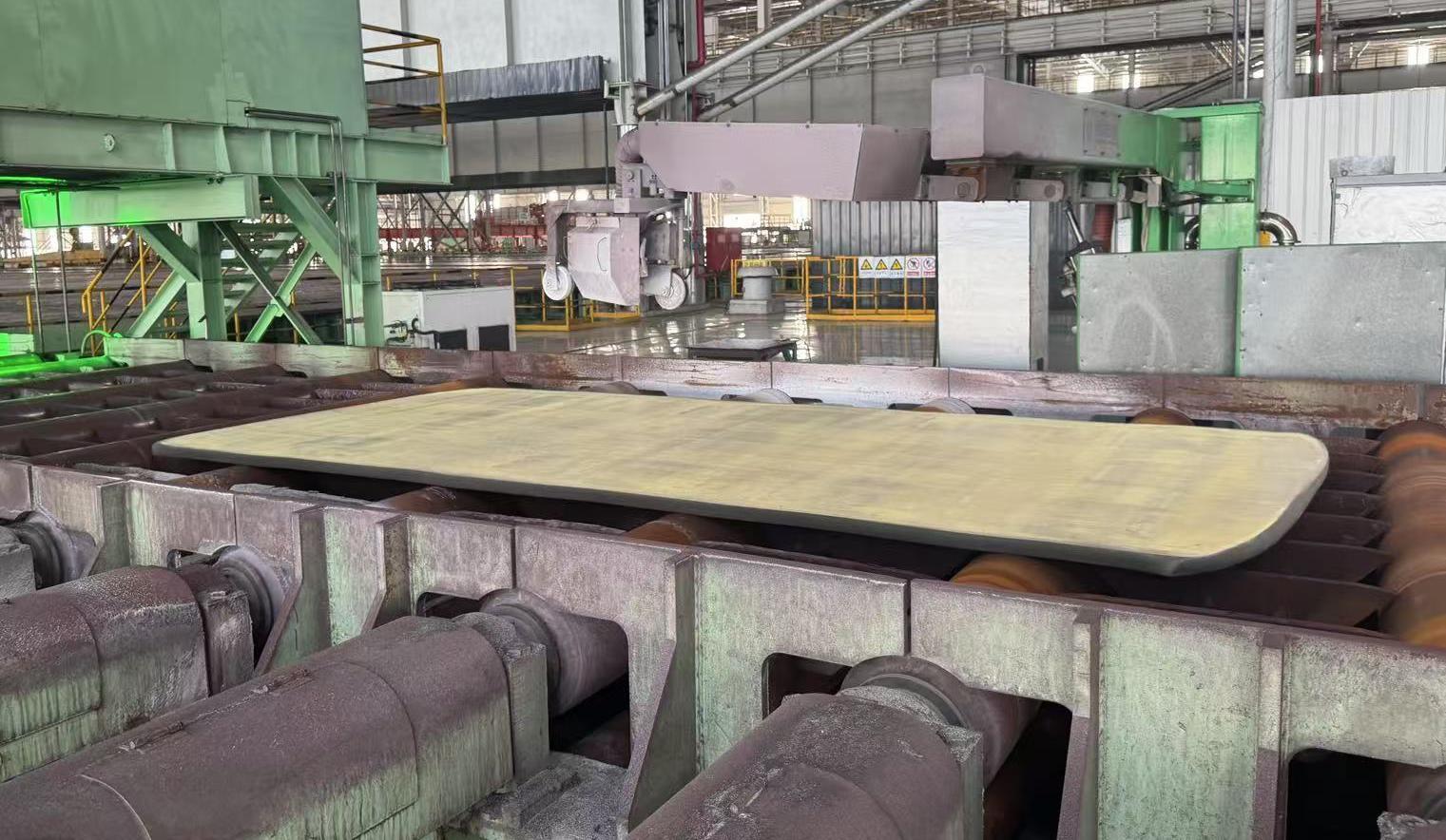 漢鋼公司近α型鈦合金TA15中厚板 首次軋制成功 漢鋼公司近α型鈦合金TA15中厚板 首次軋制成功