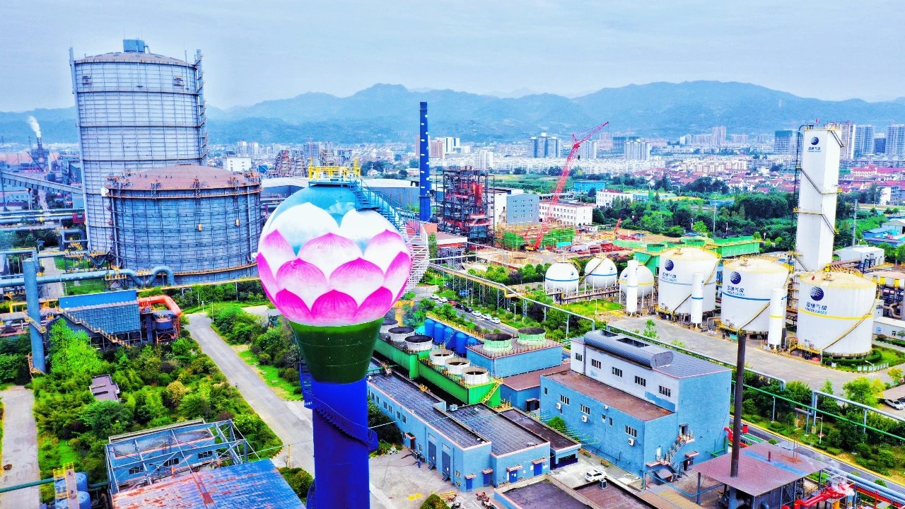 向綠、向優(yōu)  將綠色環(huán)保轉化為真正“金山、銀山”