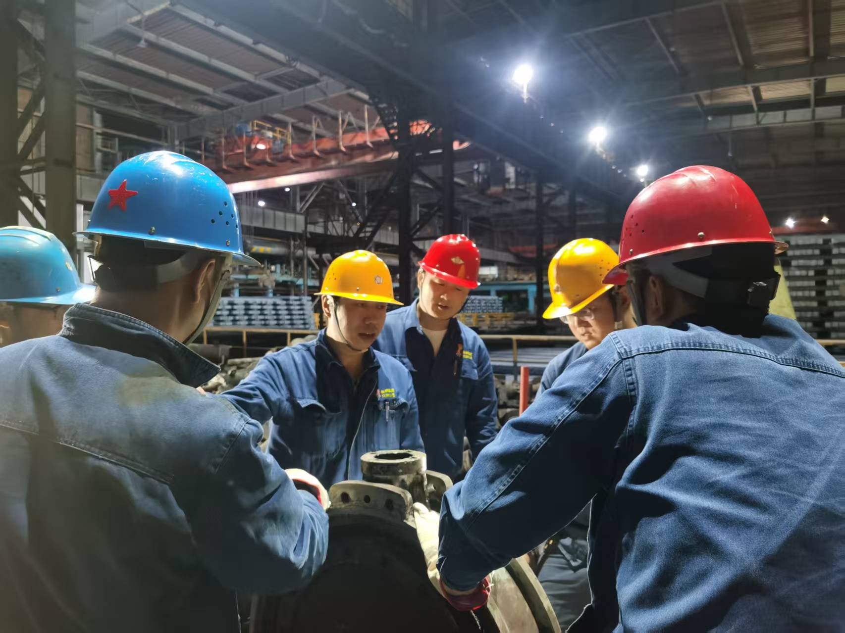 黨建引領聚合力,筑牢“百日安全”防線 黨建引領聚合力,筑牢“百日安全”防線