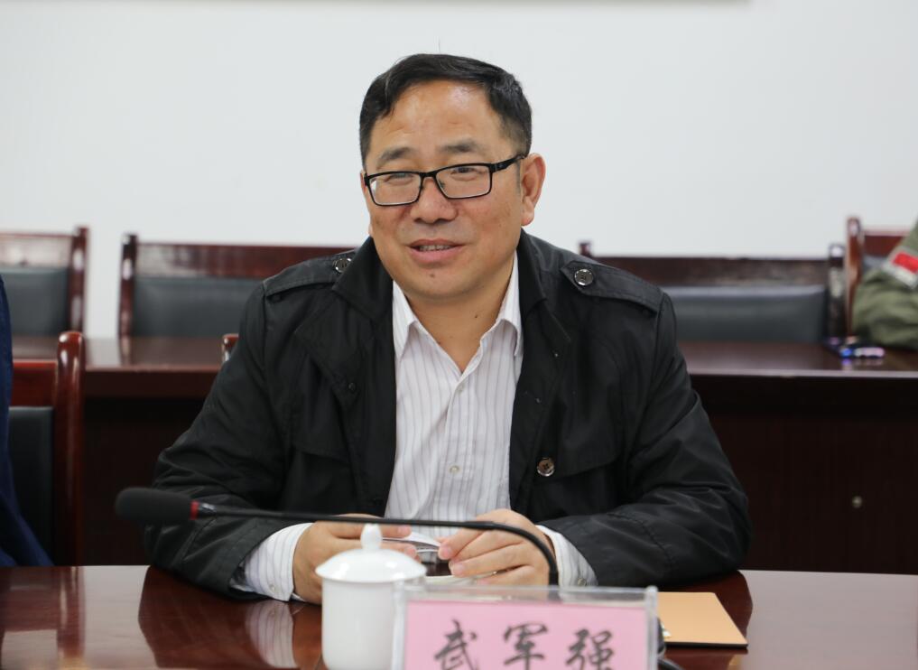 【公司新聞】新天鋼集團總裁、天鋼公司總經(jīng)理吳玉杰一行到公司參觀交流