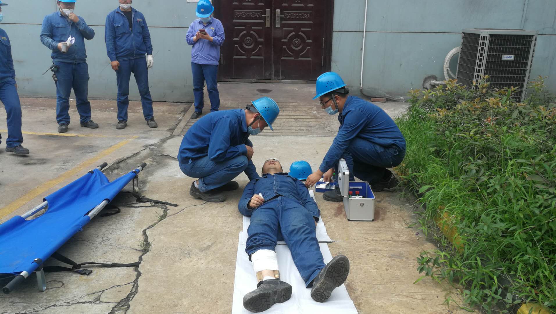 亮、早、快,細耕安全警示“責任田” 亮、早、快,細耕安全警示“責任田”