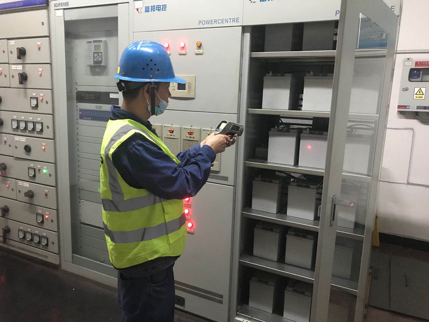 亮、早、快,細耕安全警示“責任田” 亮、早、快,細耕安全警示“責任田”